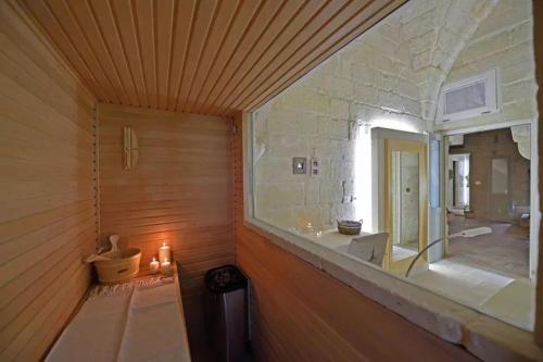 桑拿, Palazzo Corte Dei Granai Raro Villas Homes Collection in 馬里耶