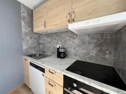 Konyha, YourHouse Balcon de las Mareas in Corme