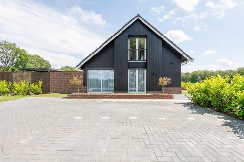 Erve Mulder vakantiehuis met eigen jacuzzi en eigen sauna in Ольдензаль