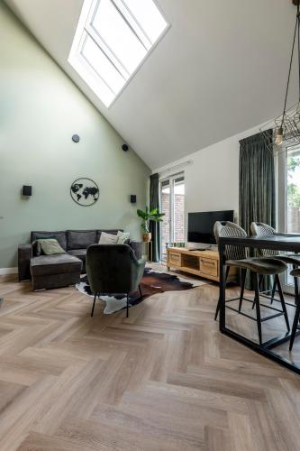 Erve Mulder vakantiehuis met eigen jacuzzi en eigen sauna in Ольдензаль