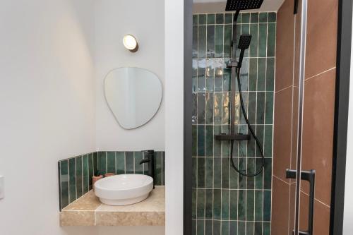 Suite Terre d'Ocre - Hypercentre - Wifi, Apt (foto 7)