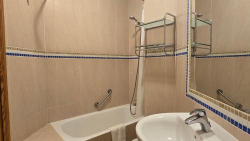 Marina Palmanova Apartamentos - image 5