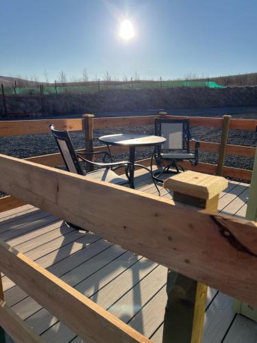 Maneight Fir View with hot tub in Камнок