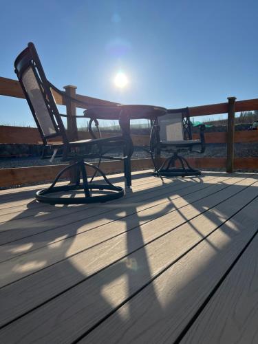 Maneight Fir View with hot tub in Камнок
