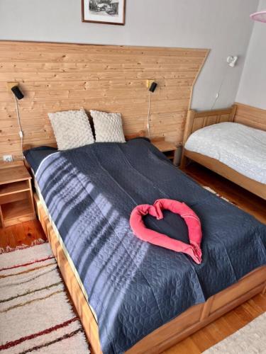 Aranyos- patak vendégház (Aranyos- patak vendeghaz) in Csesznek