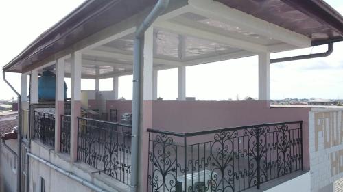 POUANGO Home POUANGO Home