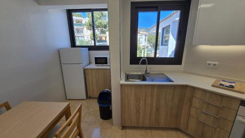 Marina Palmanova Apartamentos - image 3