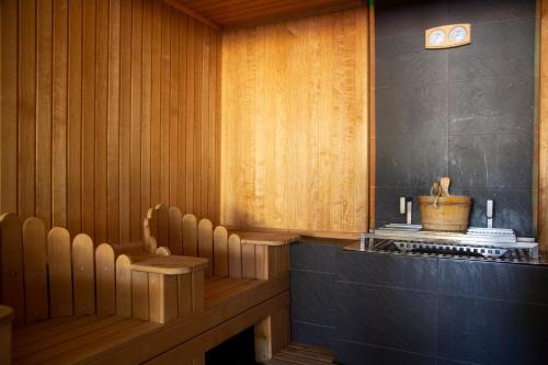 Royal Paradise Beach Resort & Spa - image 4