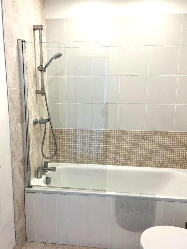 Cape A2 Westbay Club, a 2 bedroom cottage, Isle of Wight in Freshwater North