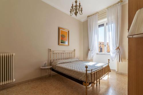 GuestHost - San Lorenzo Bright Apartment X8, Rom (Foto 2)