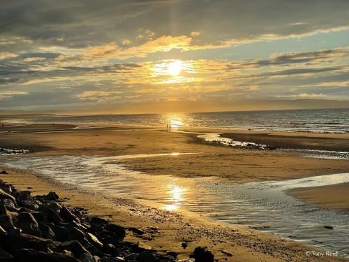 The Clubhouse in เนิร์น