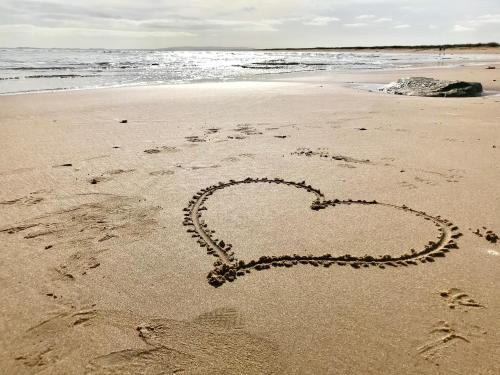 The Clubhouse in เนิร์น