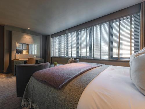 room detail thumbnail 0