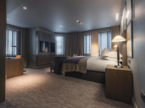 room detail thumbnail 0
