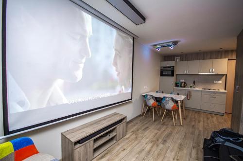 Studio Apartment with projector and balcony between Main Square and Kazimierz Quarter, Cracovie