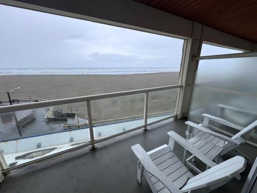 Shilo Inn Suites Seaside Oceanfront - image 10