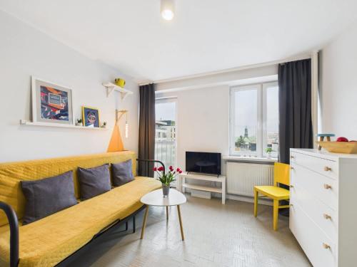 Intimate Studio Close to PGE Narodowy by Noclegi Renters, Varsovie