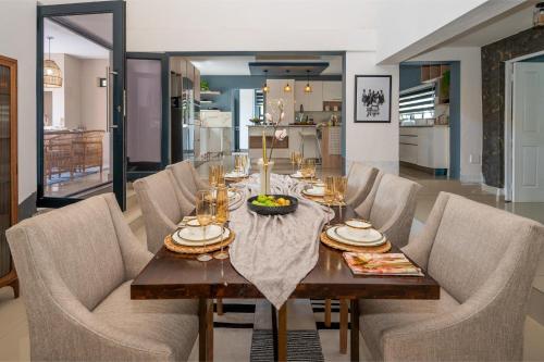 Grace House, Mkhuhlu, spacious 4-bedroom house in Cork