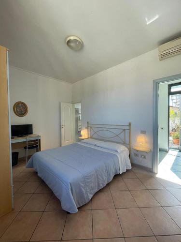 Girasole House - image 6