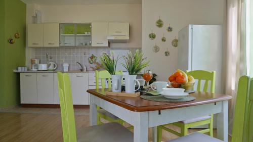 Апартамент Деа - Apartment Dea, Byala