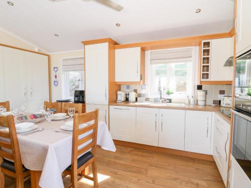 A szálláshely kívülről, McAuliffe Lodge in Brynowen