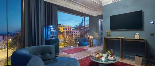 The Komana Binbirdirek, Istanbul (photo 6)
