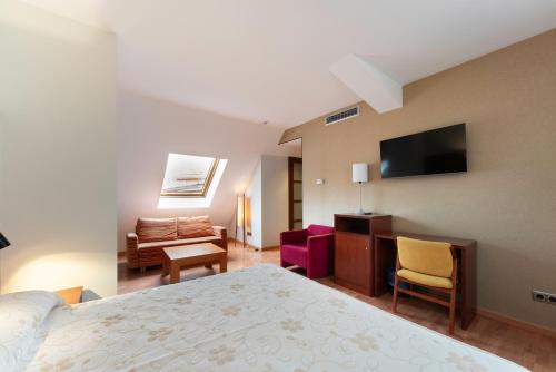 Hotel Doña Urraca - image 10
