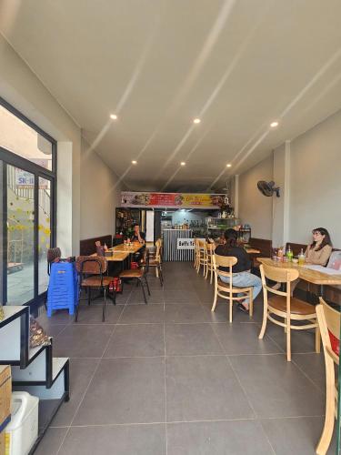 Food and beverages, Wyndham Lynn Times Thanh Thuy in La Phu