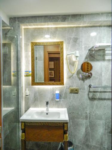 MB Residence - image 6