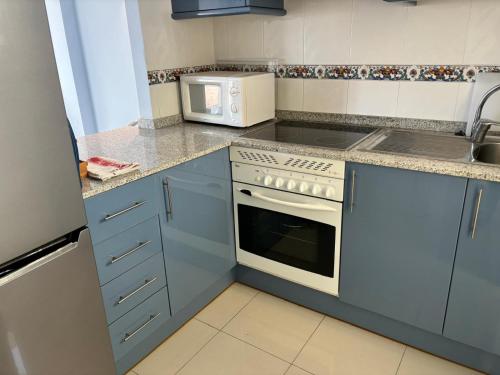 Apartment with Sea View image 8