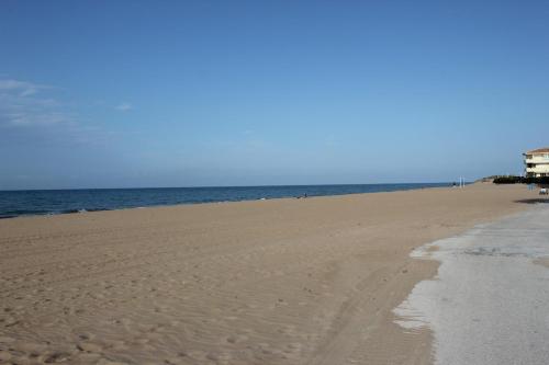 Apartment with Sea View image 1