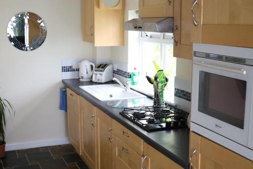 Royal Marine House First Floor Apartment in Ventnor West