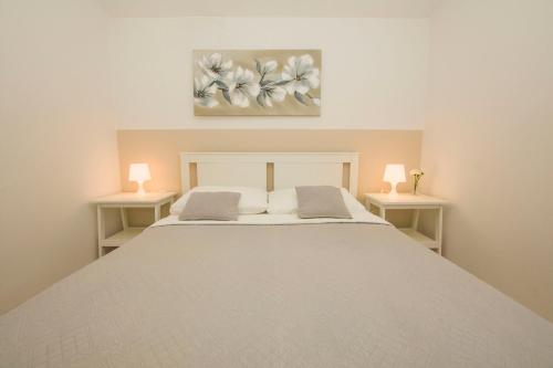 One-Bedroom Apartment - First Floor