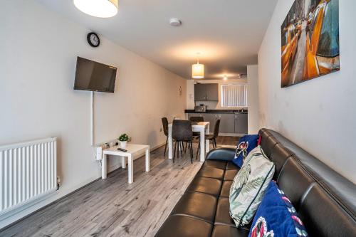 One-bedroom ground floor apartment in Birmingham with parking, Birmingham (fotografie 7)