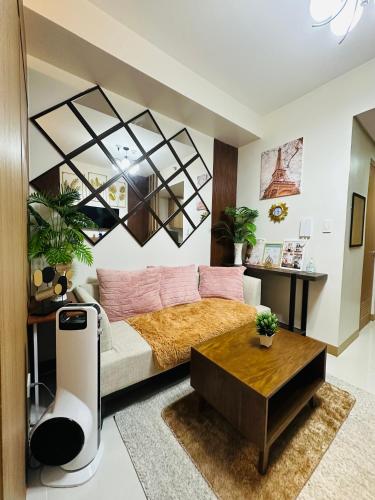 M&B Staycation, Manila