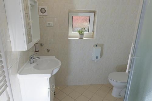 Apartments Lara Renovated 2023