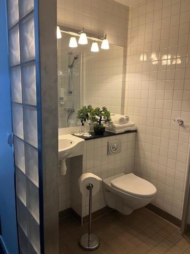 Breidablikk Guesthouse - image 12