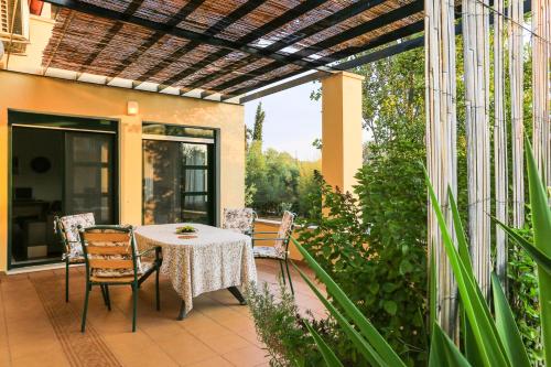 Villa Ostria - by Rentals Pro Nea Moudania, Неа-Муданья