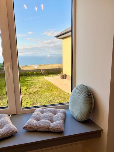 View, Ocean View Guestrooms in Luogh South