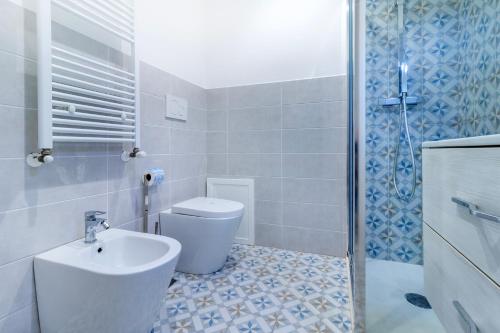 Double Room image 5