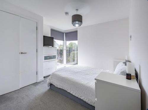 En-suite - Glasgow Riverside, Glasgow (photo 2)