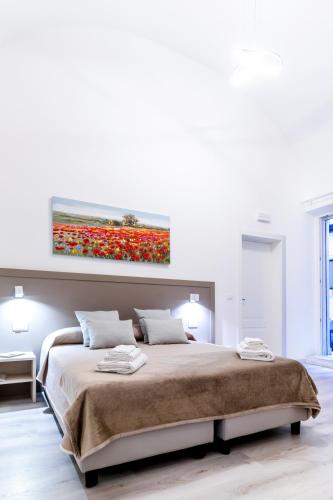 Standard Double Room image 8