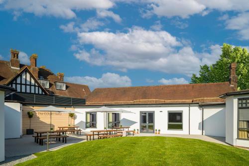 Holiday Inn London-Bexley an IHG Hotel - image 3