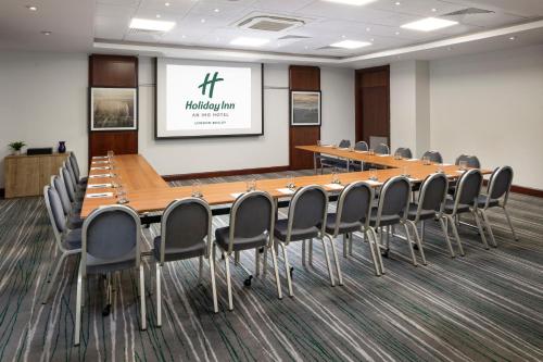 Holiday Inn London-Bexley an IHG Hotel - image 10