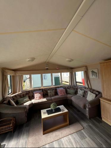 R&S HOLIDAY HOMES THE CHASE r14 2