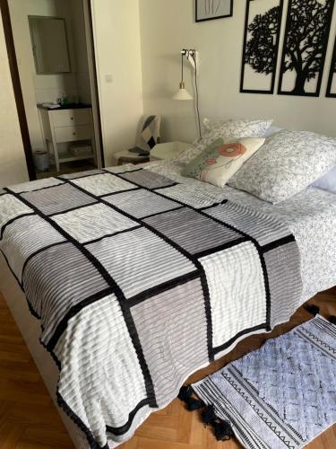 1 double bed