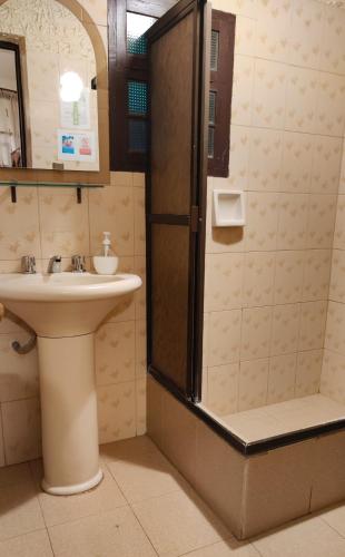 Deluxe Double Room image 8