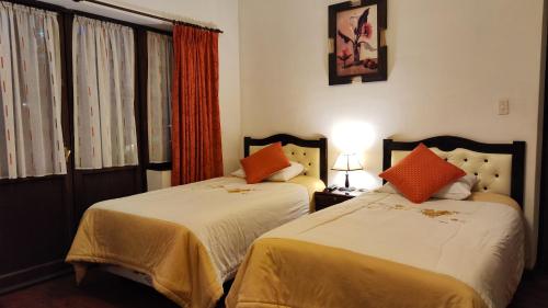 Double or Twin Room image 6