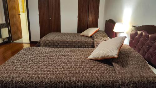 Double or Twin Room image 5