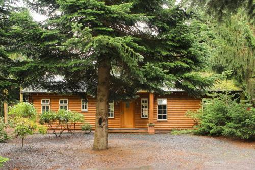 Bejárat, Scots Pine Lodge in Little Budworth